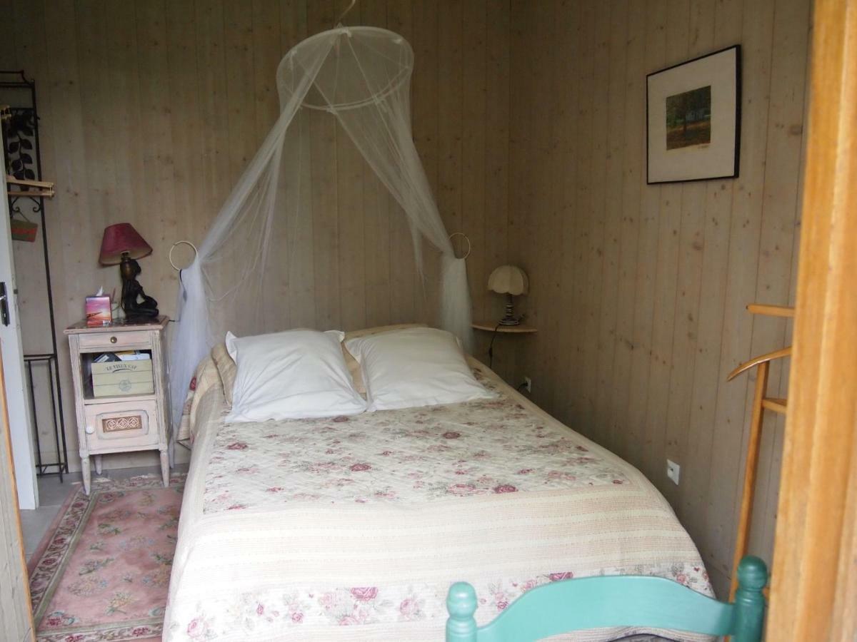 Chambres D'Hotes Les 4 Chemins Трувиль-сюр-Мер Экстерьер фото